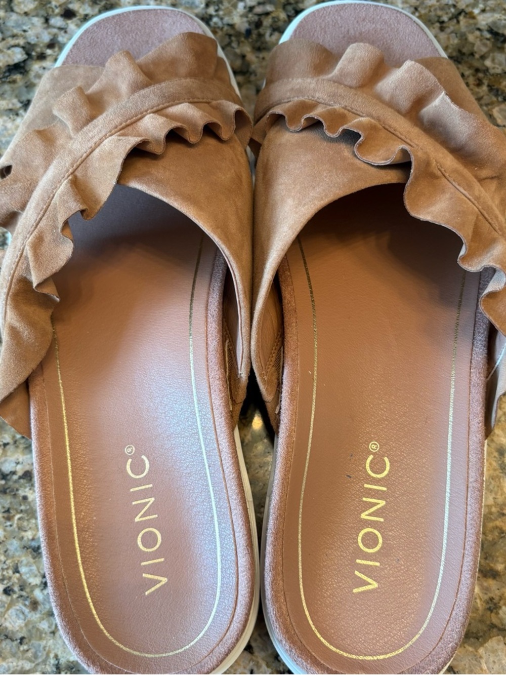 Vionic sandals - Picture 3 of 7